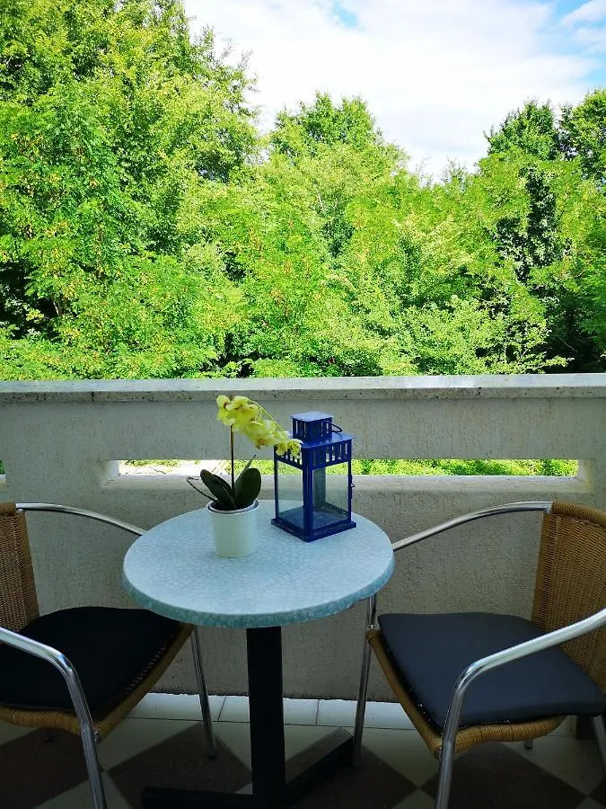 Apartments Frgacic I 바슈카